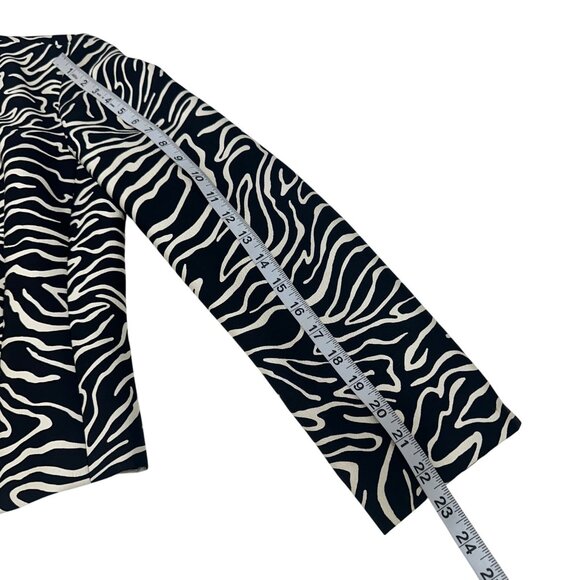 Talbots Women SZ 6 Black & White Zebra Print Crop Blazer Jacket Silk/Wool Blend - Picture 6 of 11